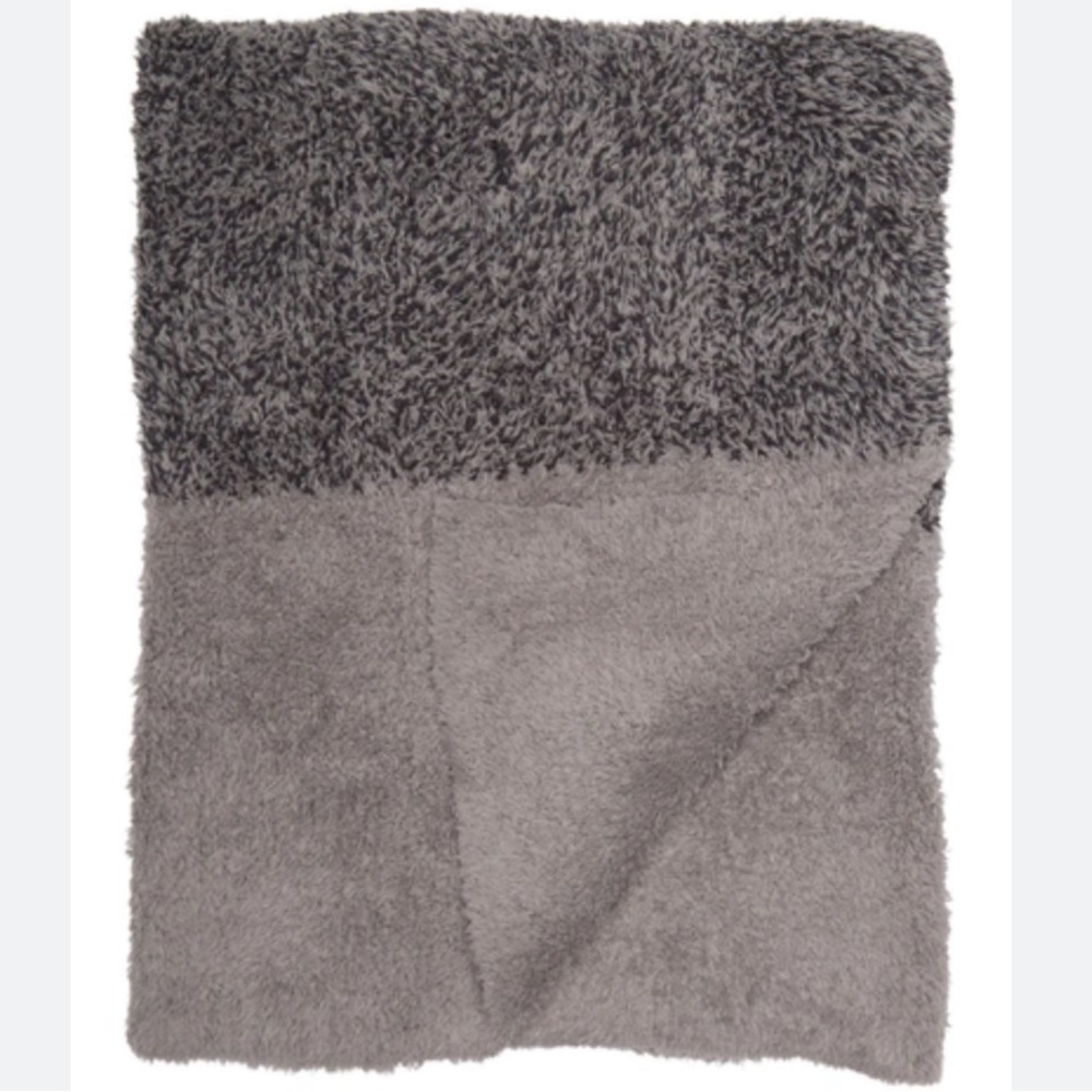 BAREFOOT DREAMS Cozychic blanket Warm Grey/ Carbon Brand new with tags - Picture 5 of 12